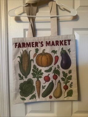 NWOT Farmer's Market Canvas Tote Bag with Vegetable Print